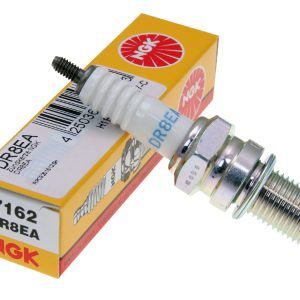 Vžigalna svečka NGK DR8EA za Kymco MXU 150 , CK 125 , Hipster 125 , Pulsar 125