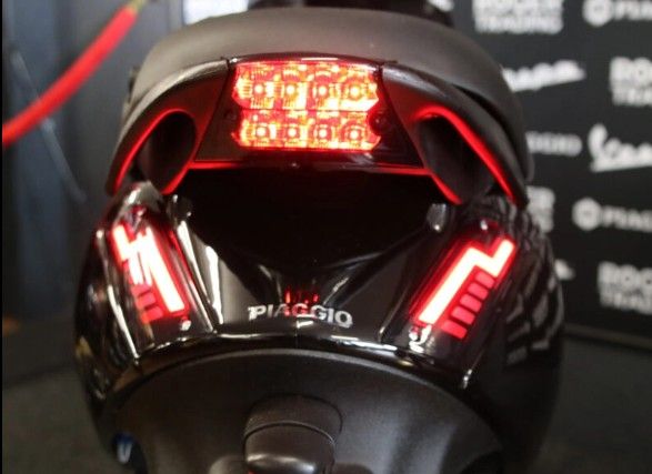 Zadnji smerniki Led -matrix - Piaggio Zip (E-oznaka)
